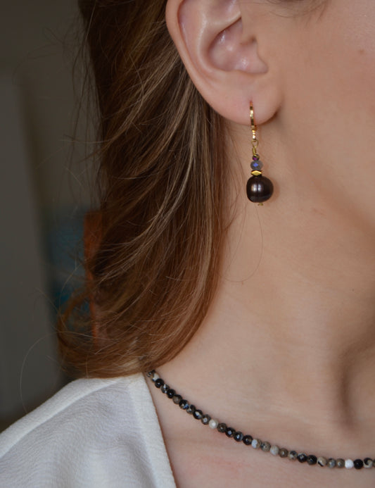 Black pearl earrings